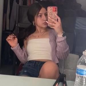 Meet your Posher, Noemi